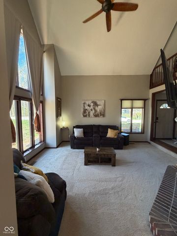 8901 Lincolncreek Circle, Indianapolis, IN 46234