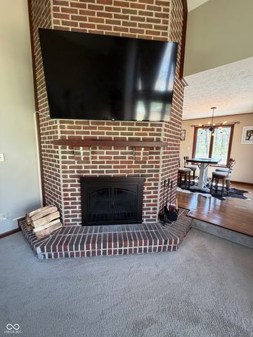 8901 Lincolncreek Circle, Indianapolis, IN 46234
