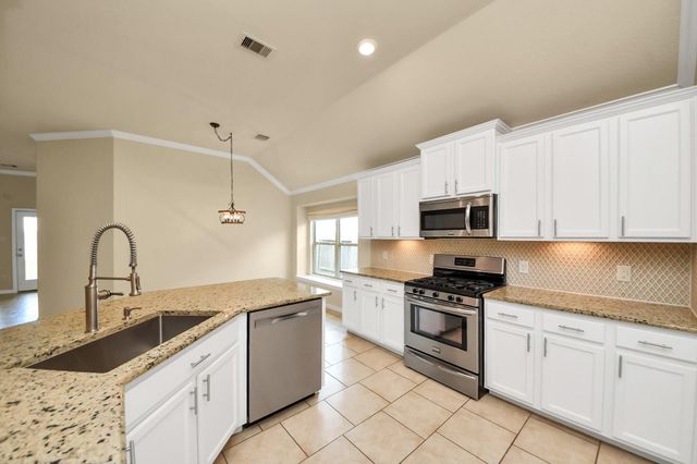 7523 Adobe Canyon Lane, Richmond, TX 77469