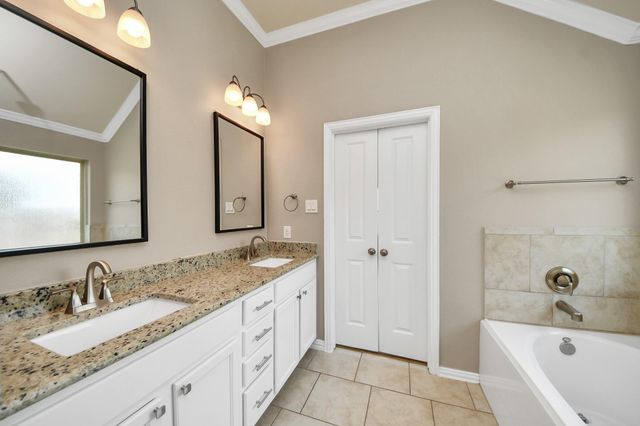 7523 Adobe Canyon Lane, Richmond, TX 77469