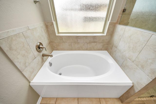 7523 Adobe Canyon Lane, Richmond, TX 77469