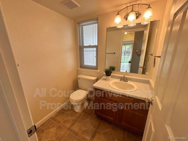 1427 Mcintosh Avenue, Broomfield, CO 80020