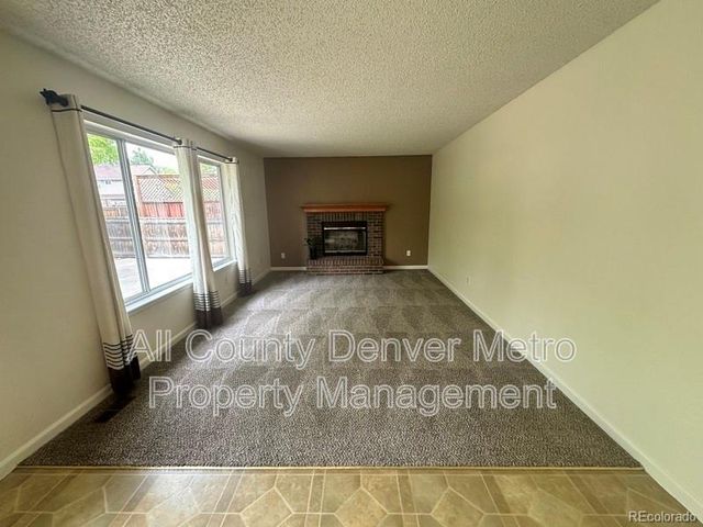 1427 Mcintosh Avenue, Broomfield, CO 80020