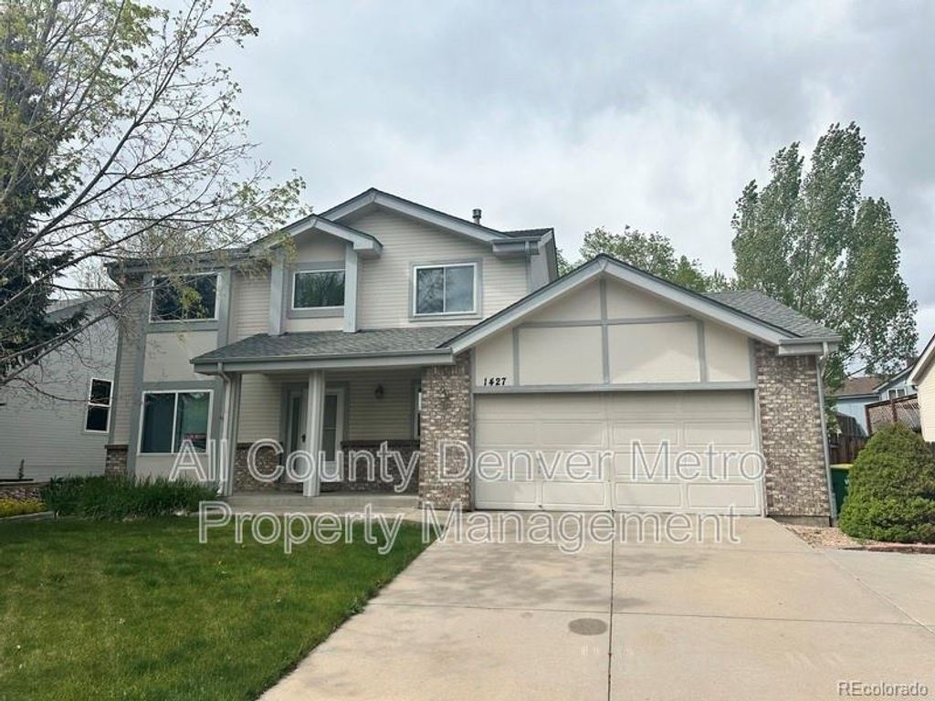 1427 Mcintosh Avenue, Broomfield, CO 80020
