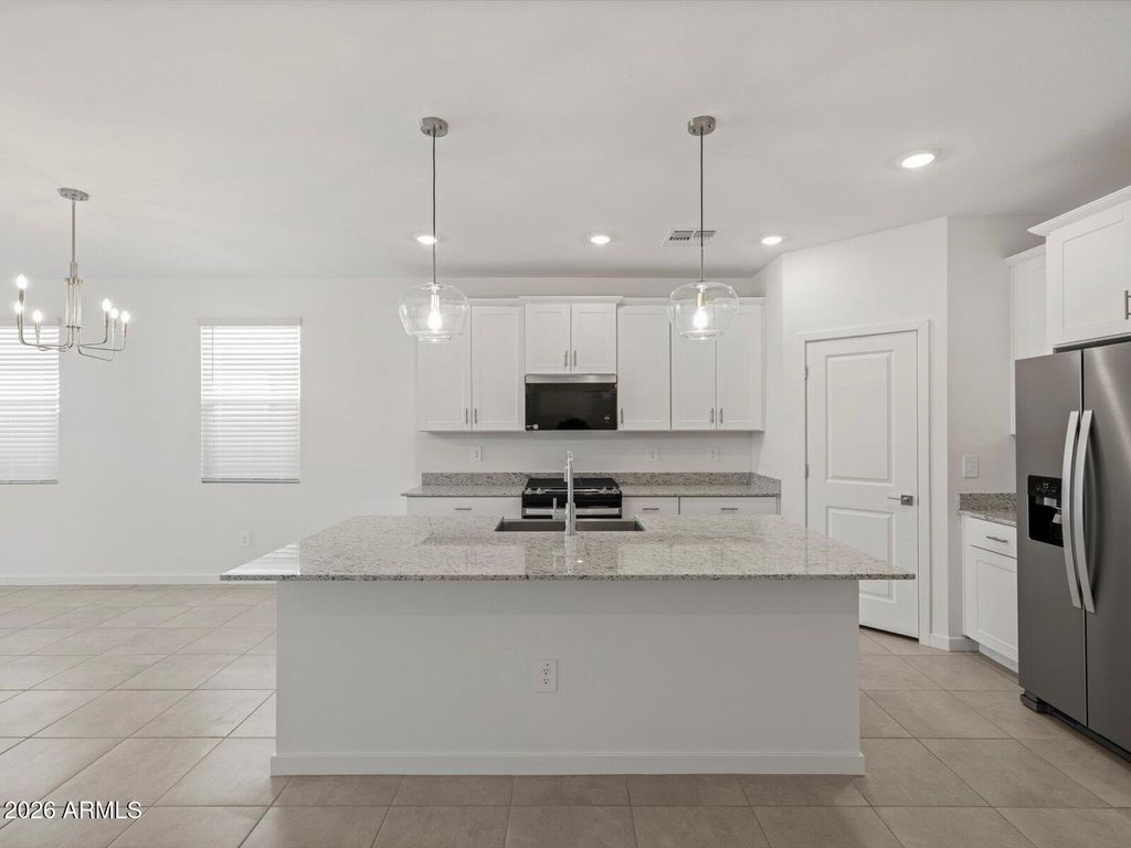 3634 N CAMDEN Drive, Florence, AZ 85132 — photo 5
