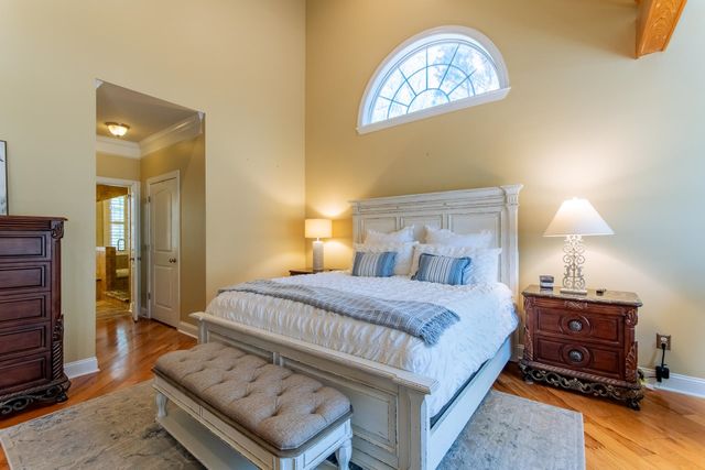 1240 POINT GRAND DR, Savannah, TN 38372