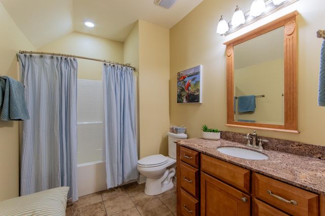 1240 POINT GRAND DR, Savannah, TN 38372