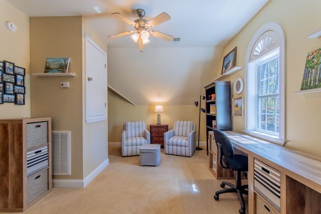 1240 POINT GRAND DR, Savannah, TN 38372