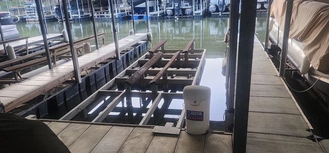 1240 POINT GRAND DR, Savannah, TN 38372