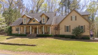 1240 POINT GRAND DR, Savannah, TN 38372