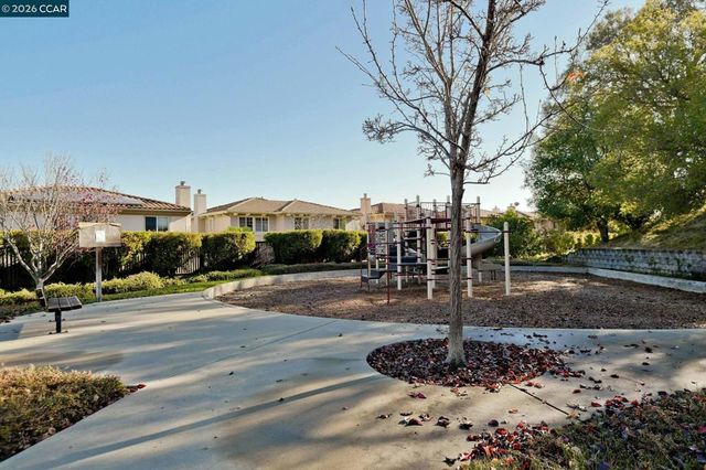 16 16 Poppy Hills Lane, San Ramon, CA 94583