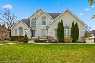 21478 Sabrina Drive, Macomb Township, MI 48044