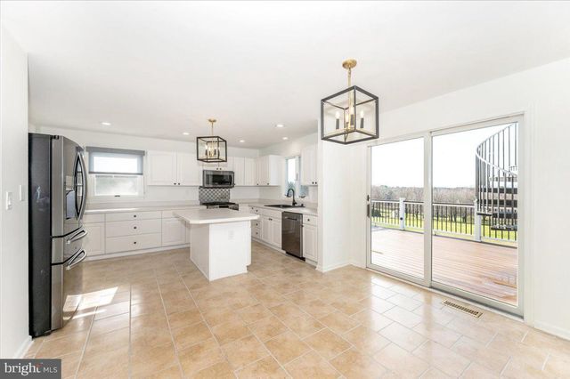 6414 WHISTLING WIND WAY, Mount Airy, MD 21771