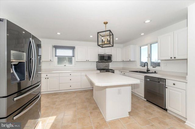 6414 WHISTLING WIND WAY, Mount Airy, MD 21771