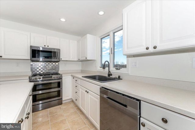 6414 WHISTLING WIND WAY, Mount Airy, MD 21771