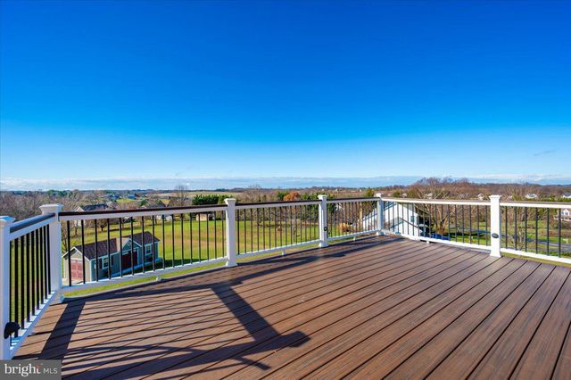 6414 WHISTLING WIND WAY, Mount Airy, MD 21771