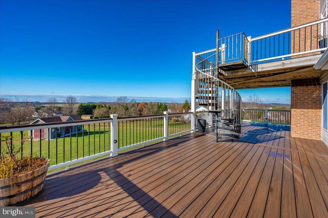 6414 WHISTLING WIND WAY, Mount Airy, MD 21771