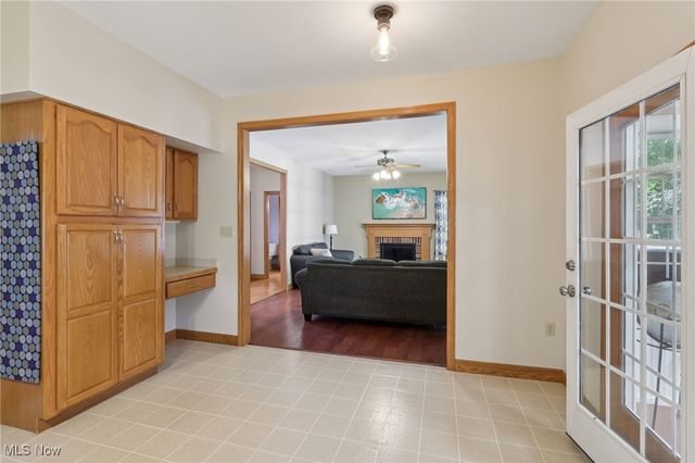 406 Ivanhoe Avenue, Wadsworth, OH 44281