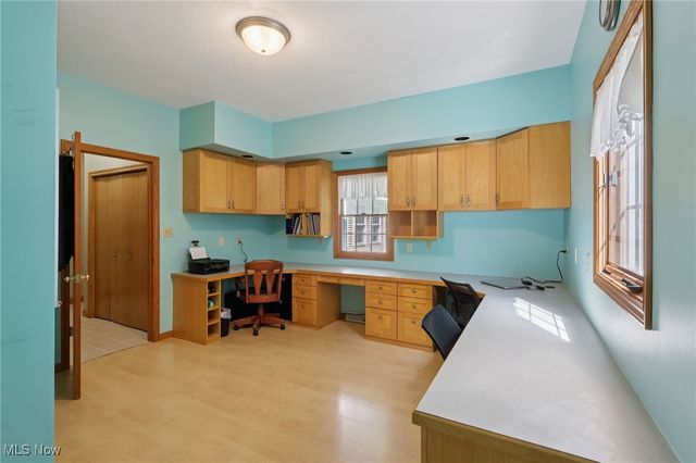 406 Ivanhoe Avenue, Wadsworth, OH 44281