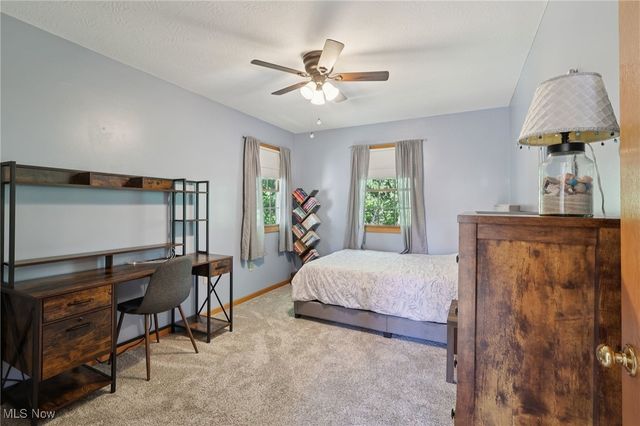 406 Ivanhoe Avenue, Wadsworth, OH 44281