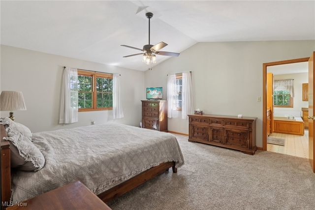 406 Ivanhoe Avenue, Wadsworth, OH 44281