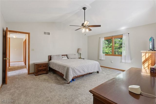 406 Ivanhoe Avenue, Wadsworth, OH 44281