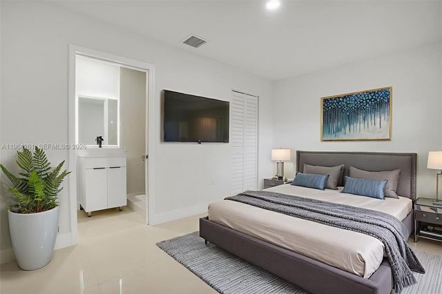 1820 SW 25th Ave, Miami, FL 33145