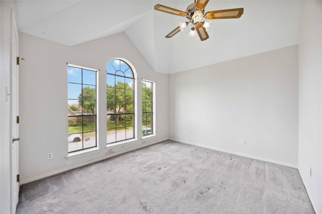 2701 11th Street N, Texas City, TX 77590