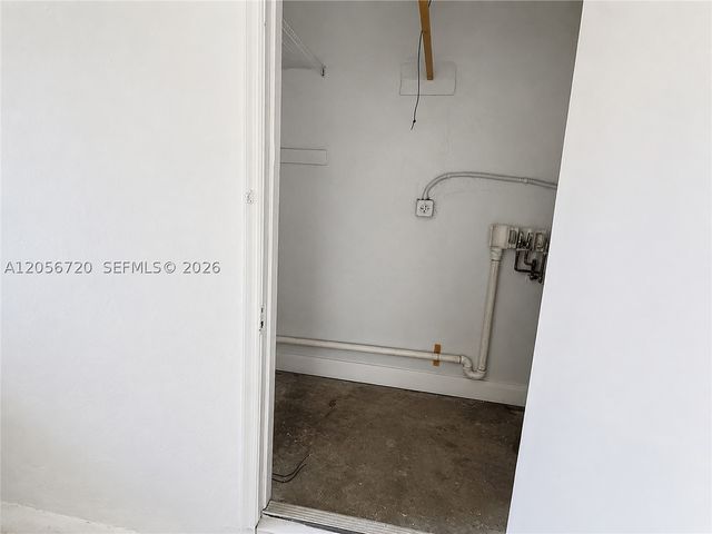 740 NW 130th St, North Miami, FL 33168