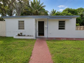 740 NW 130th St, North Miami, FL 33168