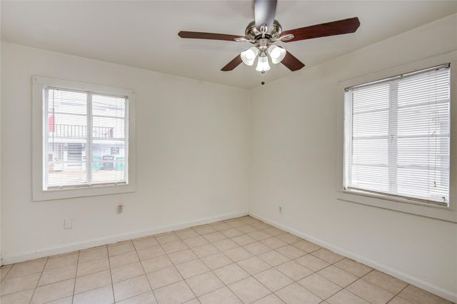1828 W Main Street 1, Houston, TX 77098