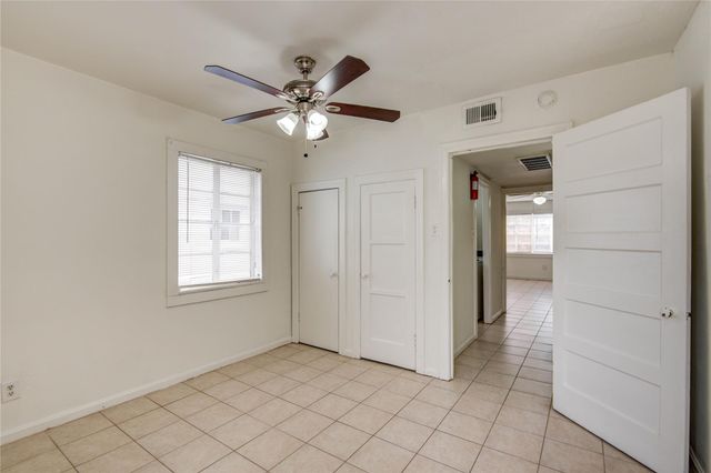 1828 W Main Street 1, Houston, TX 77098
