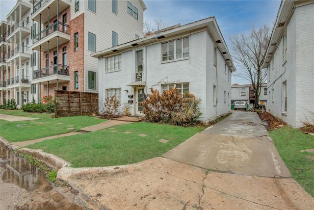 1828 W Main Street 1, Houston, TX 77098
