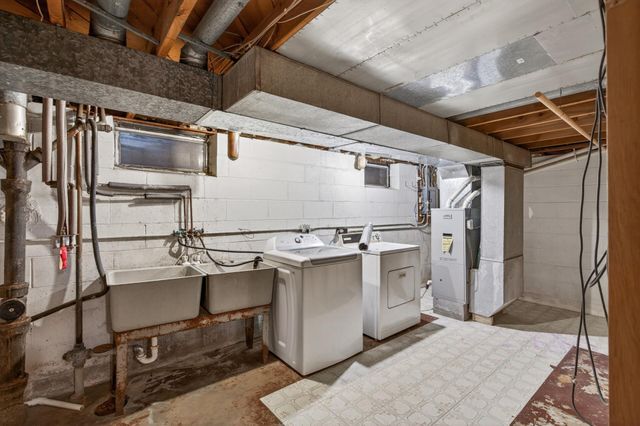 337 104th Lane NE, Blaine, MN 55434