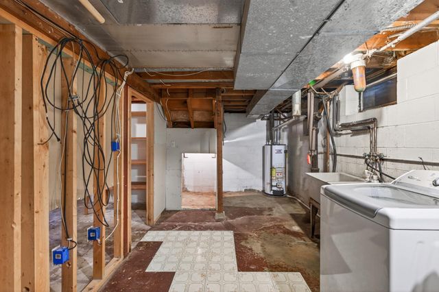 337 104th Lane NE, Blaine, MN 55434