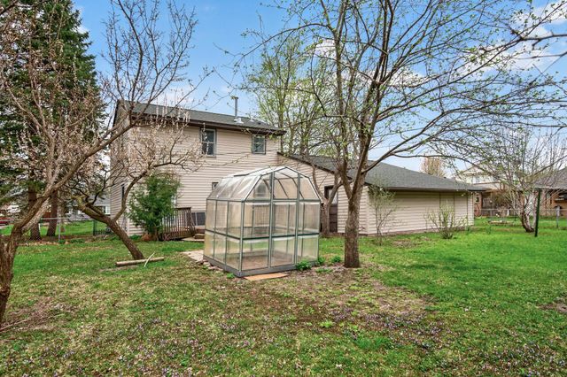 337 104th Lane NE, Blaine, MN 55434