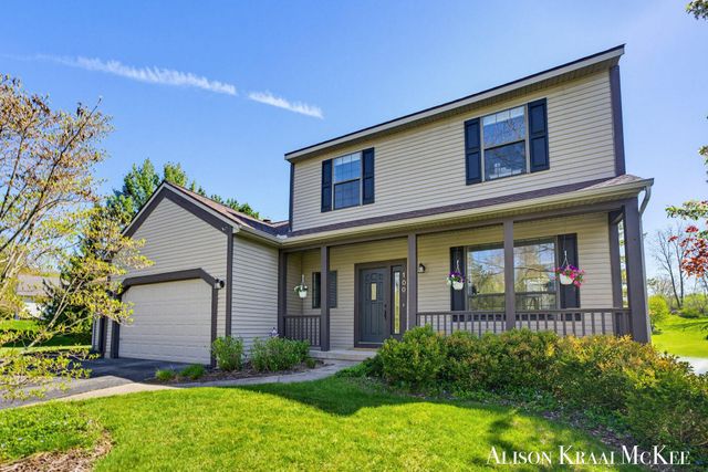 100 Rollingbrook NE, Ada, MI 49301