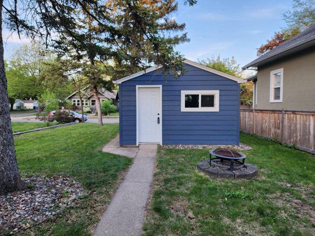 3106 41st Avenue S, Minneapolis, MN 55406