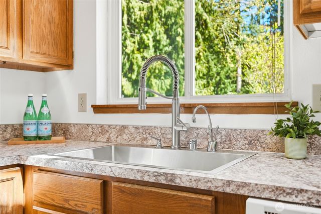 17627 40th Avenue NW, Stanwood, WA 98292