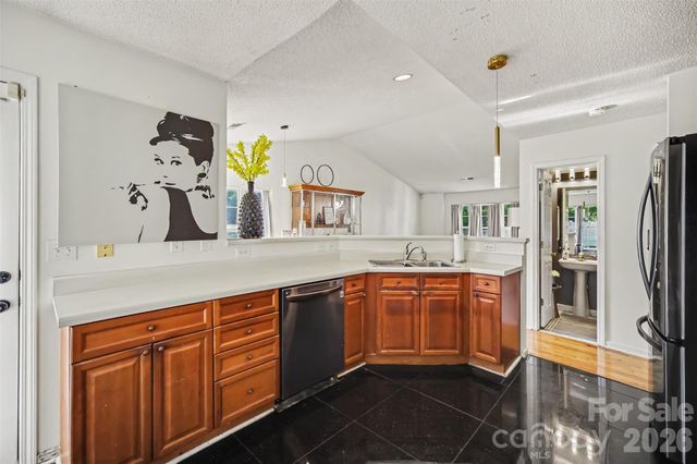 15725 Southern Garden Lane, Charlotte, NC 28278
