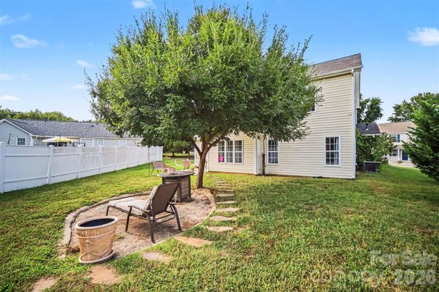 15725 Southern Garden Lane, Charlotte, NC 28278