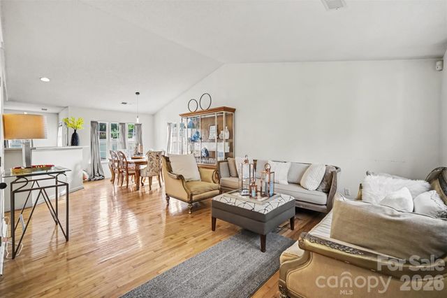 15725 Southern Garden Lane, Charlotte, NC 28278