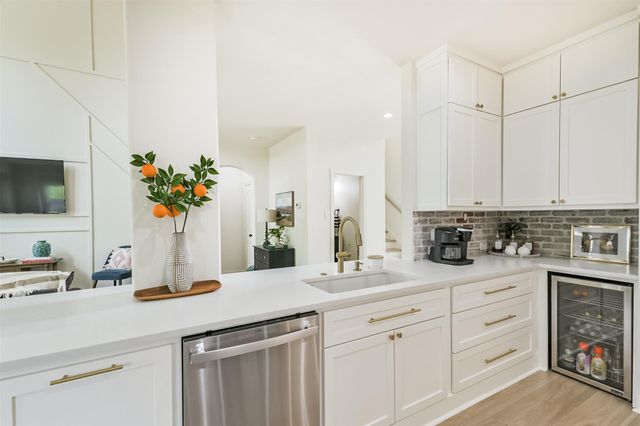 38 Hallmark Drive, Conroe, TX 77304