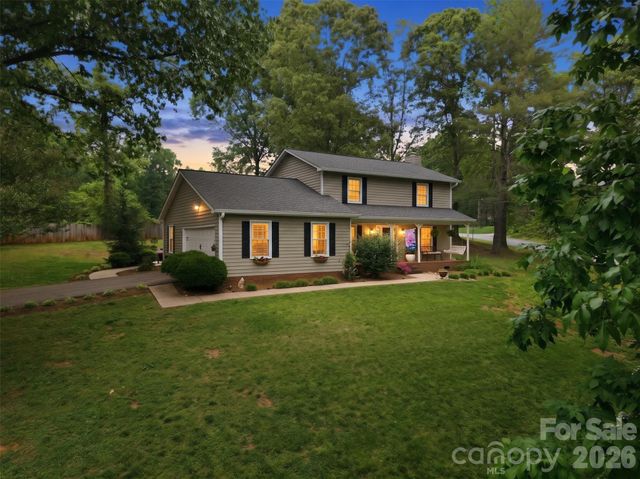1496 Hardwood Circle, Newton, NC 28658