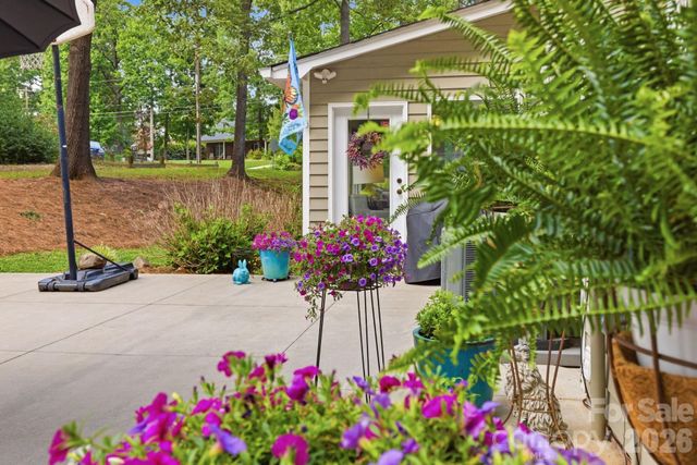 1496 Hardwood Circle, Newton, NC 28658