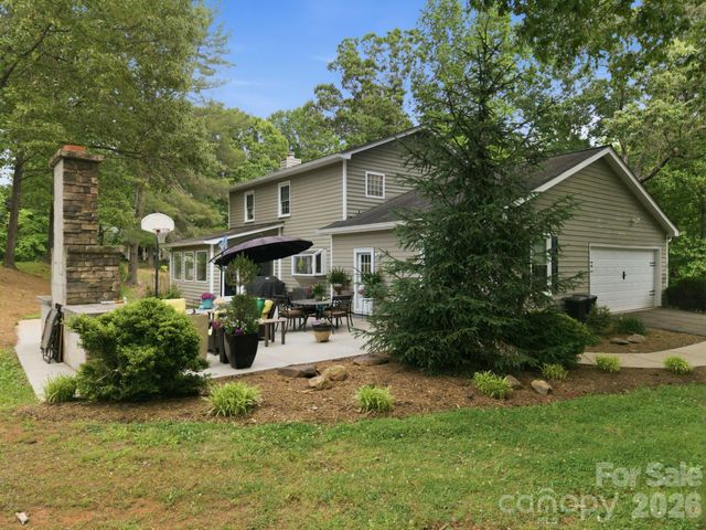 1496 Hardwood Circle, Newton, NC 28658