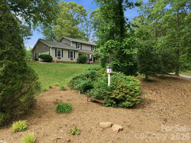 1496 Hardwood Circle, Newton, NC 28658