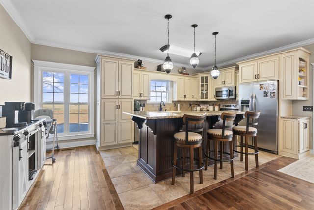 7027 Cowan Rd, Springfield, TN 37172