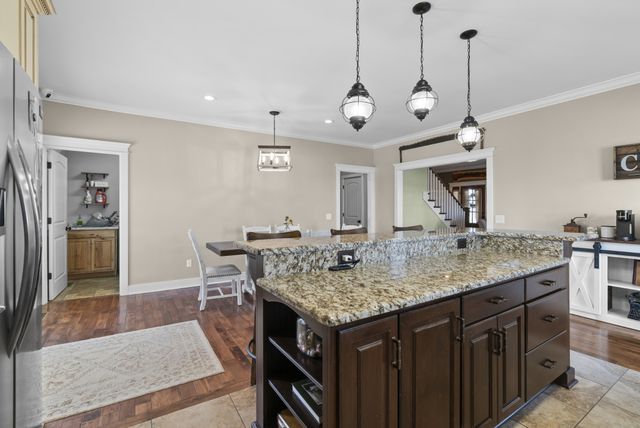 7027 Cowan Rd, Springfield, TN 37172