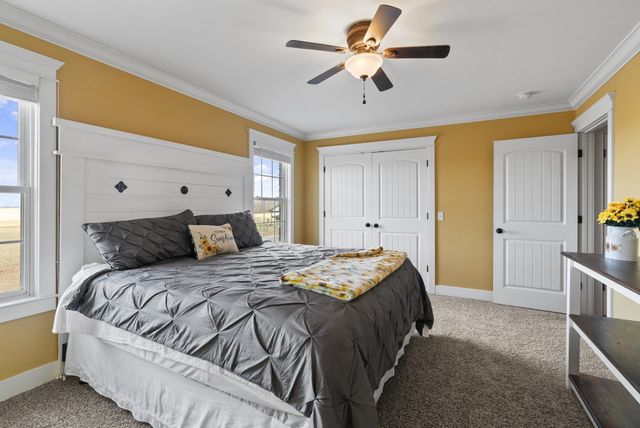 7027 Cowan Rd, Springfield, TN 37172